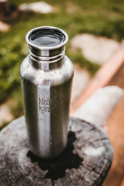 Bottiglie personalizzate riutilizzabili: un gadget ecologico plastic-free
