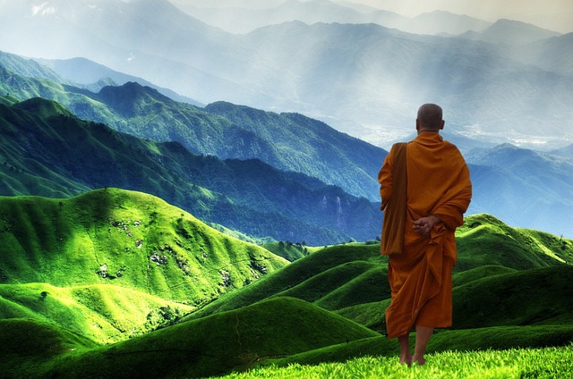 Tradizioni Tibetane: Un Viaggio nell’Antica Saggezza del Tetto del Mondo