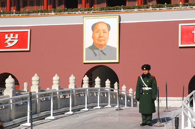 Iniziò la Rivoluzione culturale: storia e azioni di Mao